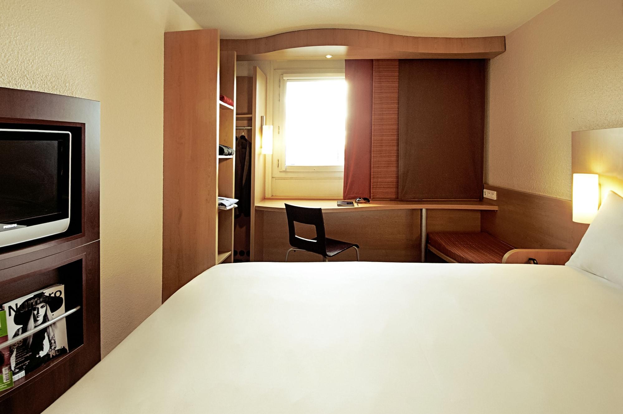 Ibis Grenoble Centre Bastille Exterior photo