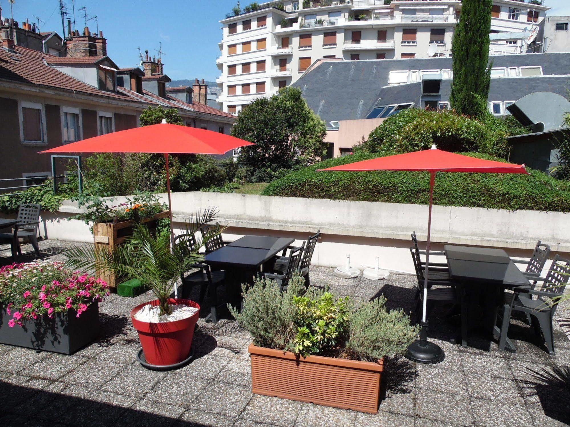 Ibis Grenoble Centre Bastille Exterior photo